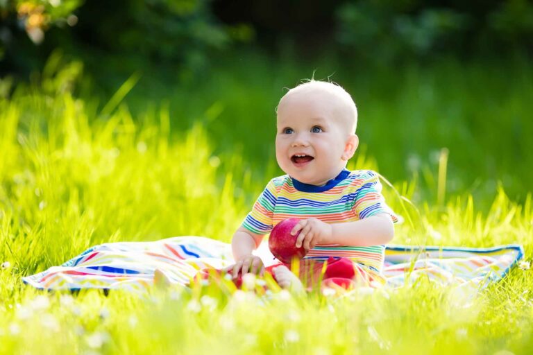 Bug Spray On Newborns: A Comprehensive Guide for Parents