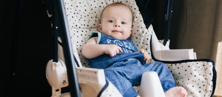 The Ultimate Guide to Selecting the Best Swings for Infants: Comfort, Safety, and Development