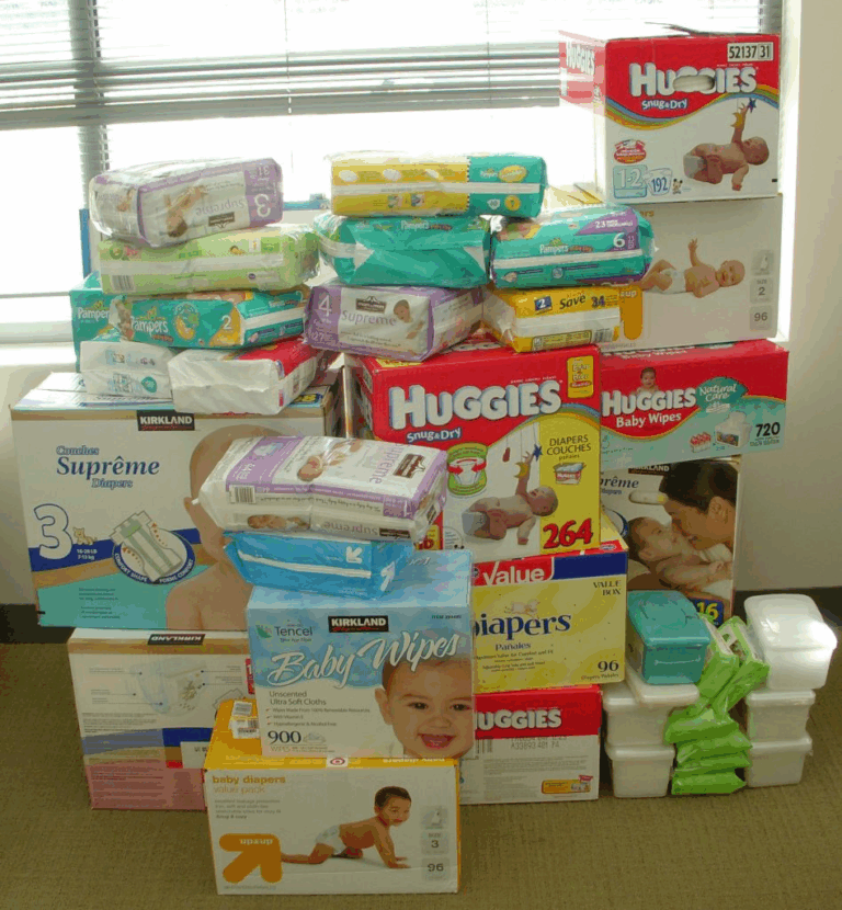 How Many Wipes And Diapers Does A Baby Use Per Month And Year Baby 