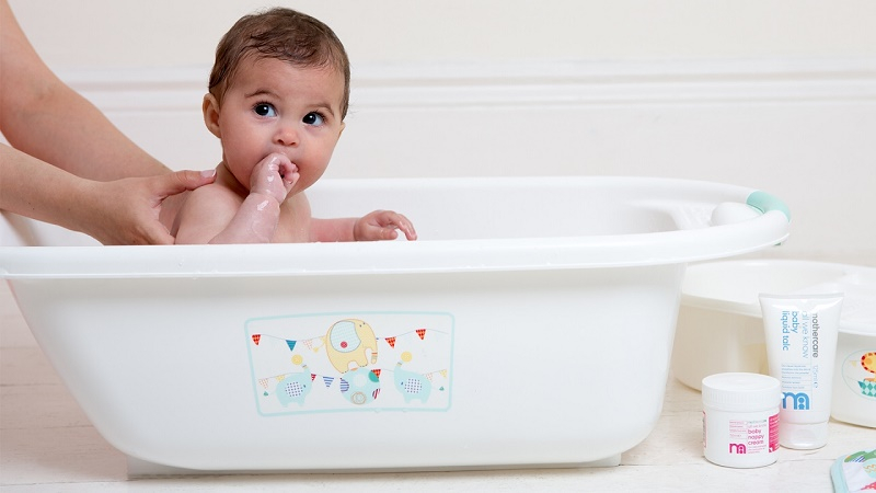 How Often Should You Bathe A Newborn Baby 