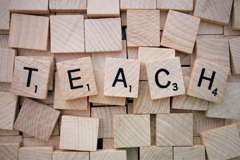 Survive And Thrive Trauma Informed Behaviour Support A Practical 