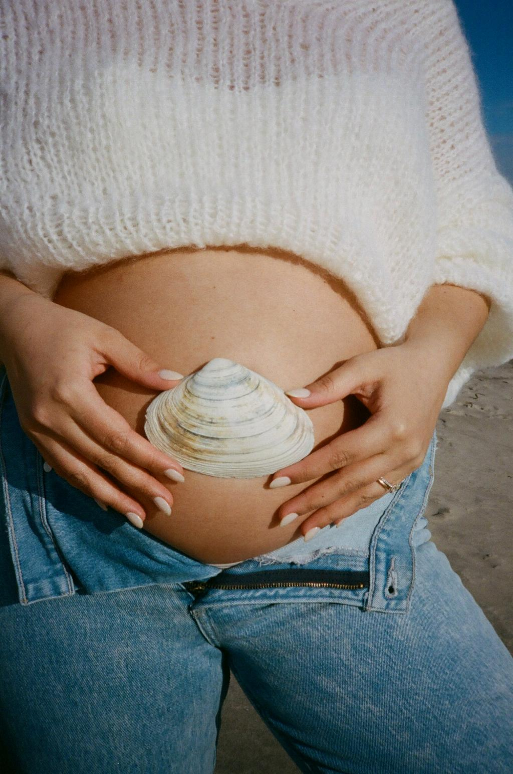When Does Twin Baby Bump Start Showing 